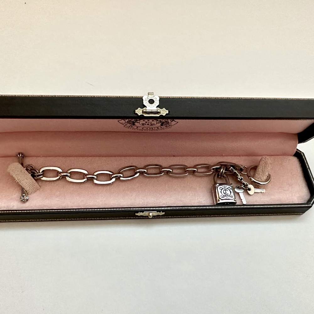 Juicy Couture Lock & Key Toggle Bracelet